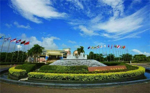 源杨记串串香火锅